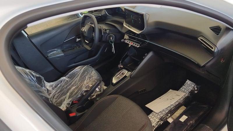 Peugeot 208 Style Hybrid 110 e-DCS6 auto