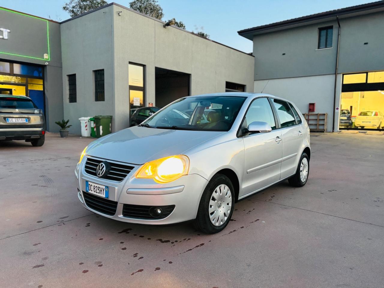 Volkswagen Polo 1.2/64CV 12V 5p. Trendline