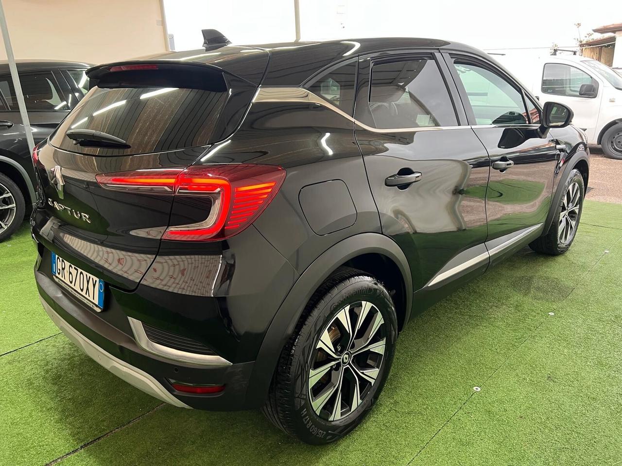 RENAULT CAPTUR 1.0 BENZINA 91CV TECHNO