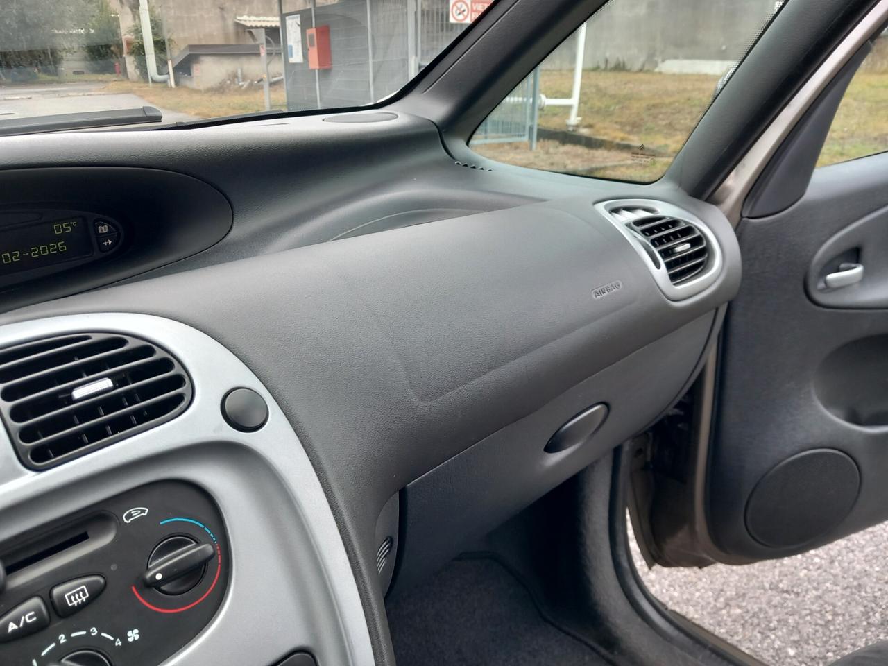 Citroen Xsara Picasso 1.6 16V Elegance
