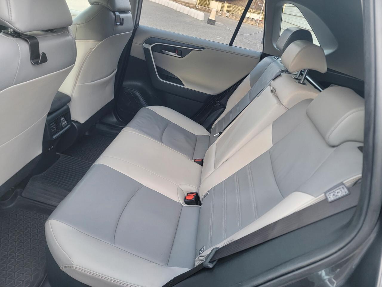 Toyota RAV 4 RAV4 2.5 HV (222CV) E-CVT AWD-i Lounge GARANZIA