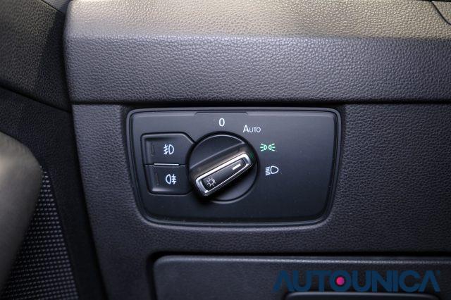 VOLKSWAGEN Passat Variant 1.6 TDI SCR DSG R-LINE BMT