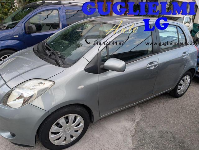 TOYOTA Yaris 1.3 5 porte Sol