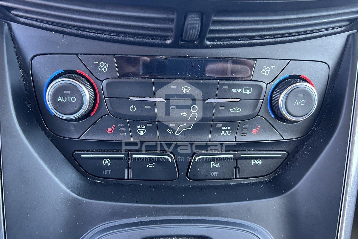 FORD Kuga 2.0 TDCI 180 CV S&S 4WD Powershift Vignale