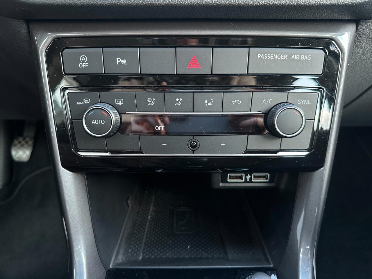 Volkswagen T-Cross 1.0 TSI 115 CV First Edition