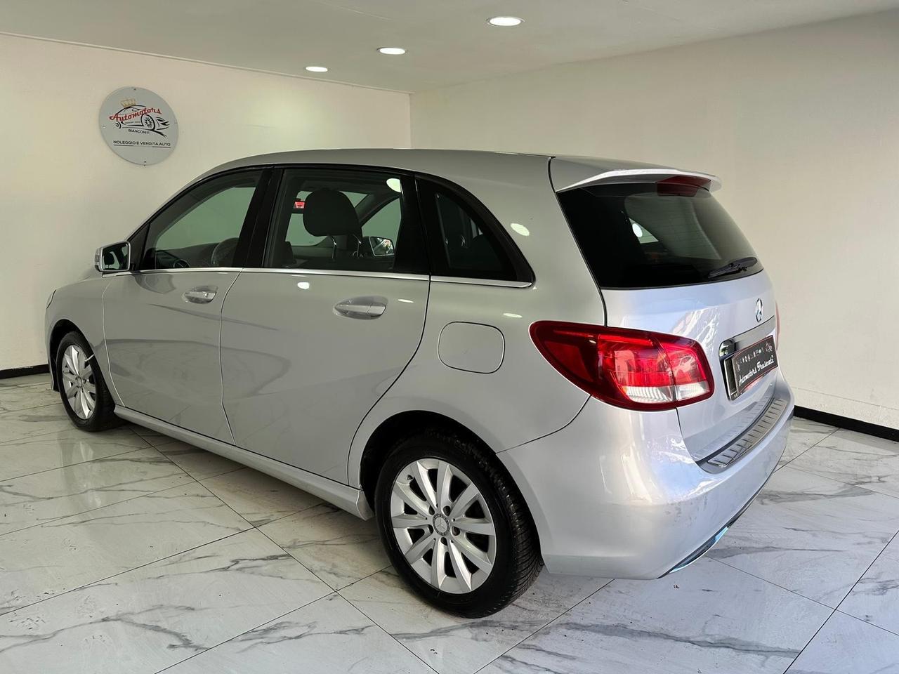 Mercedes-benz B 180 d Business- EURO 6 -NAVI-TELECAMERA-2016