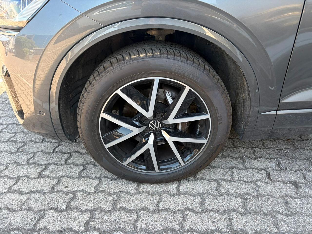 Volkswagen Touareg 3.0 V6 tdi R-Line 231cv EGR GUASTO