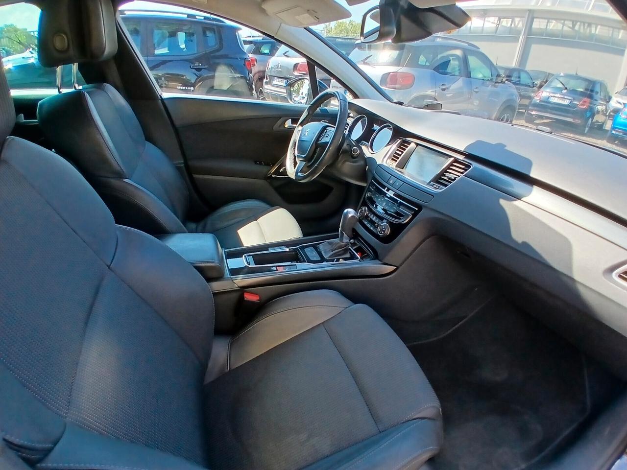 Peugeot 508 BlueHDi 180 EAT6 S&S SW Allure