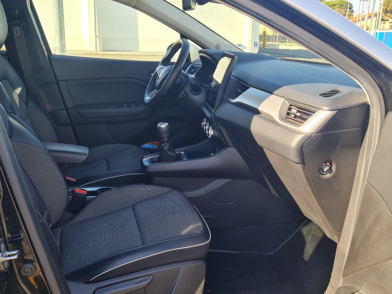 Renault Captur ECO-G 100 Intens #9311