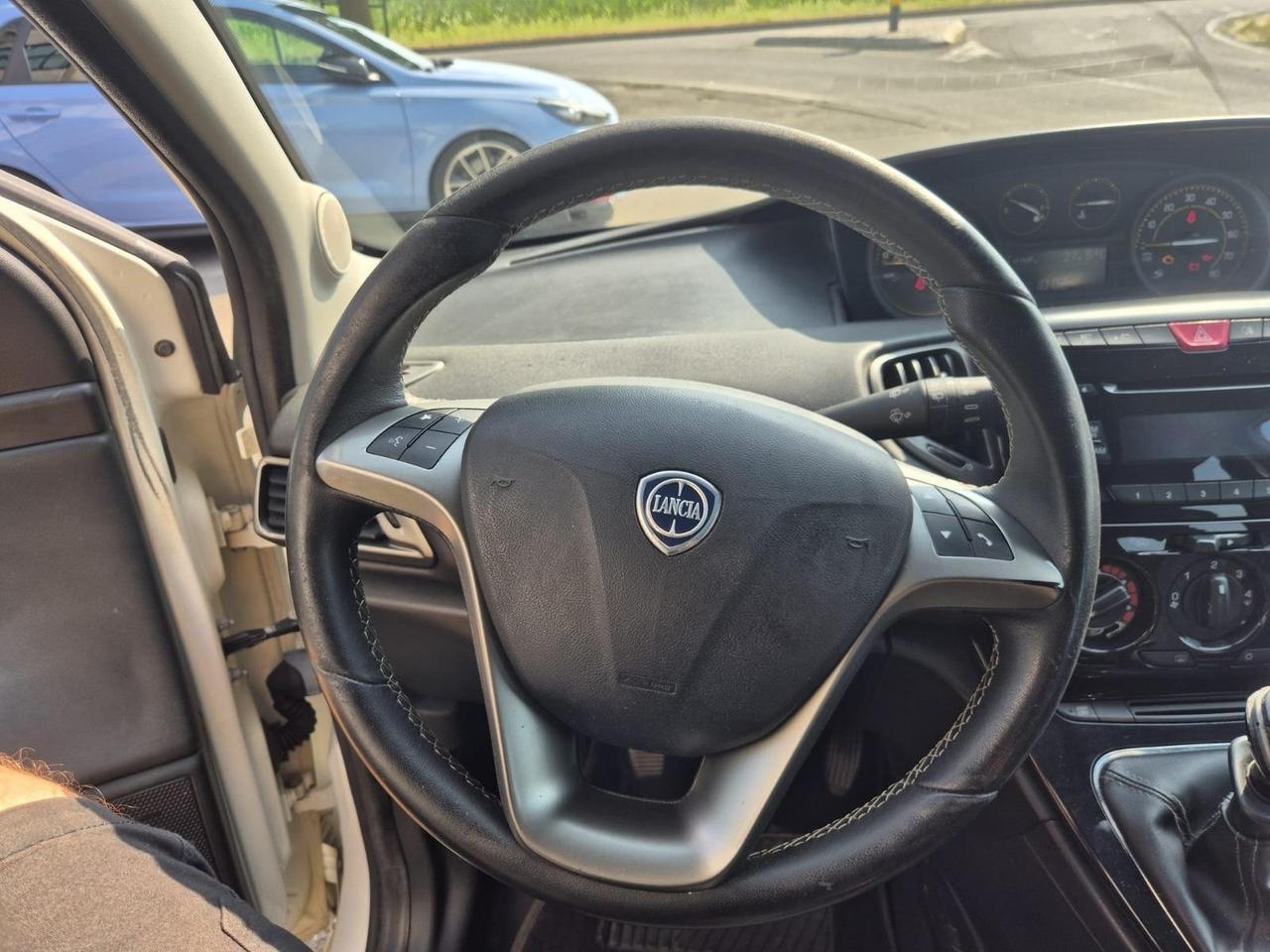 Lancia Ypsilon 1.2 69 CV 5 porte GPL Ecochic Unyca