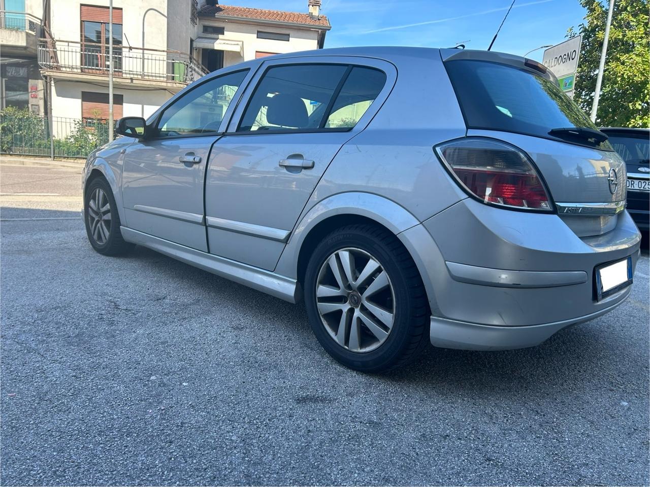 Opel Astra 5 porte Cosmo 1.6 B/GPL 2029