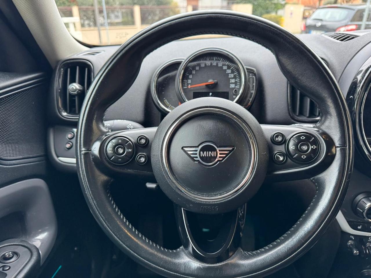 MINI COOPER COUNTRYMAN 1.5 SE ALL4 AUTOM