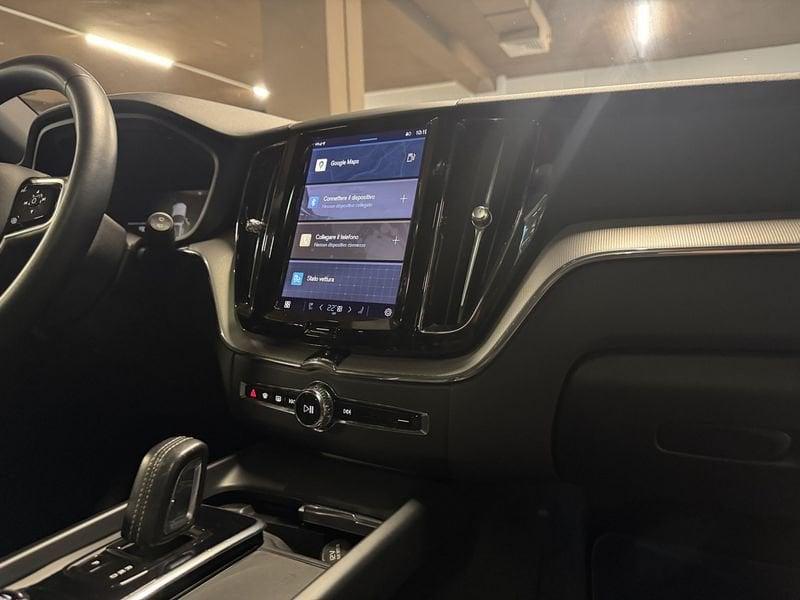 Volvo XC60 B4 D automatico R-Design