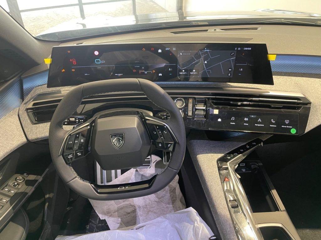 Peugeot 3008 GT Hybrid 145 TURBO A CATENA 8 ANNI DI GARANZIA