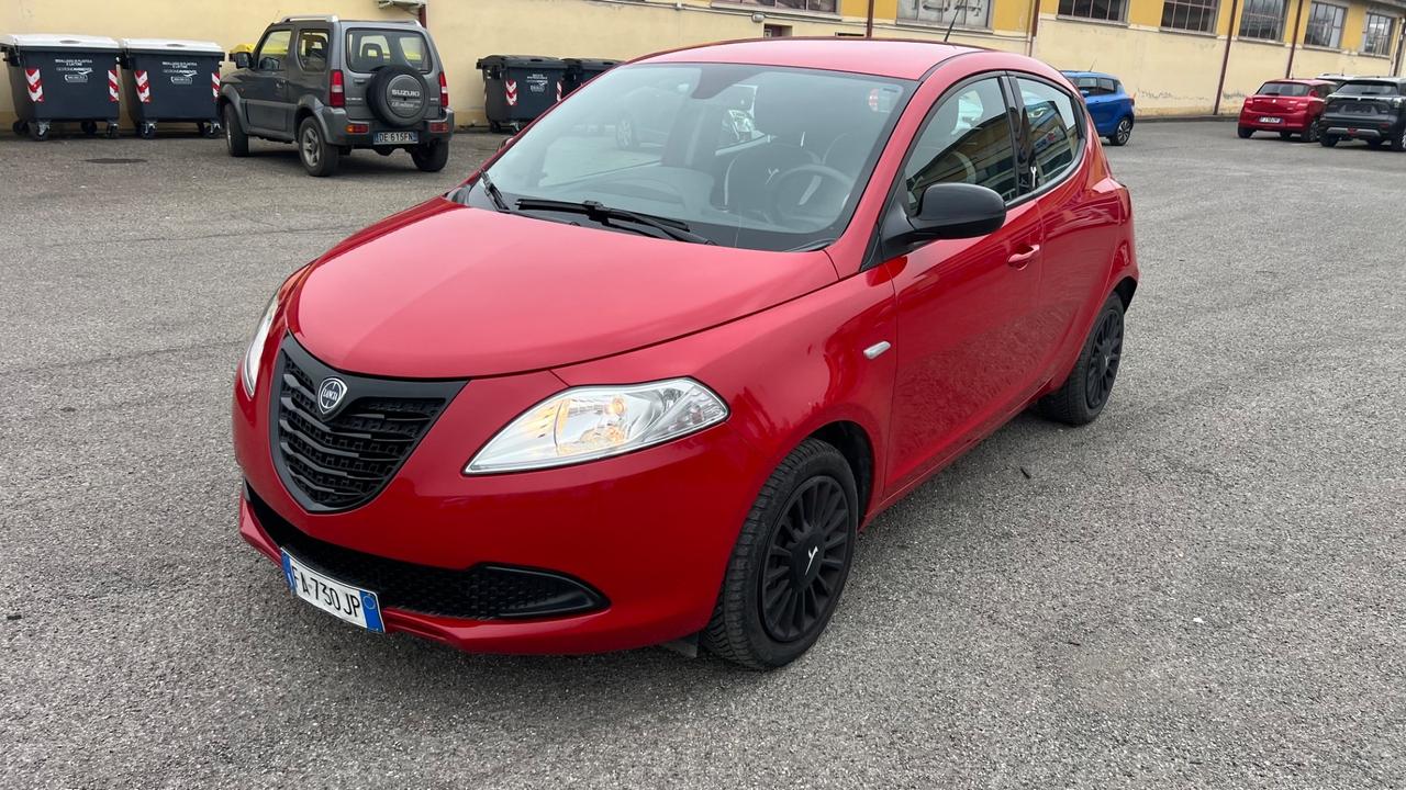 Lancia Ypsilon 1.2 69 CV 5 porte GPL Ecochic Gold