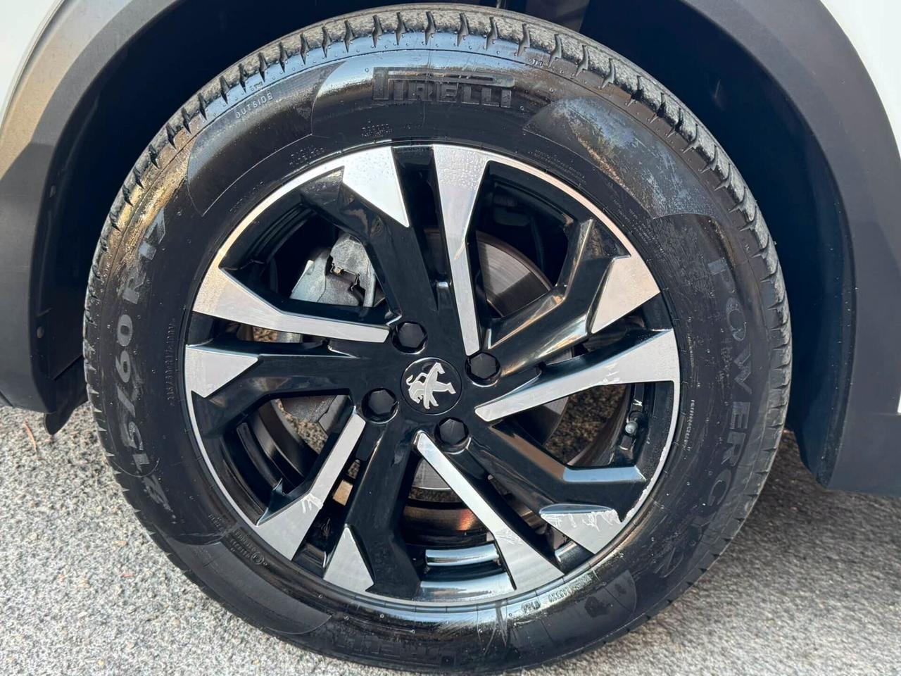 PEUGEPT 2008 1.5 HDI 110 CV. E6 ALLURE PAK PERFETTA
