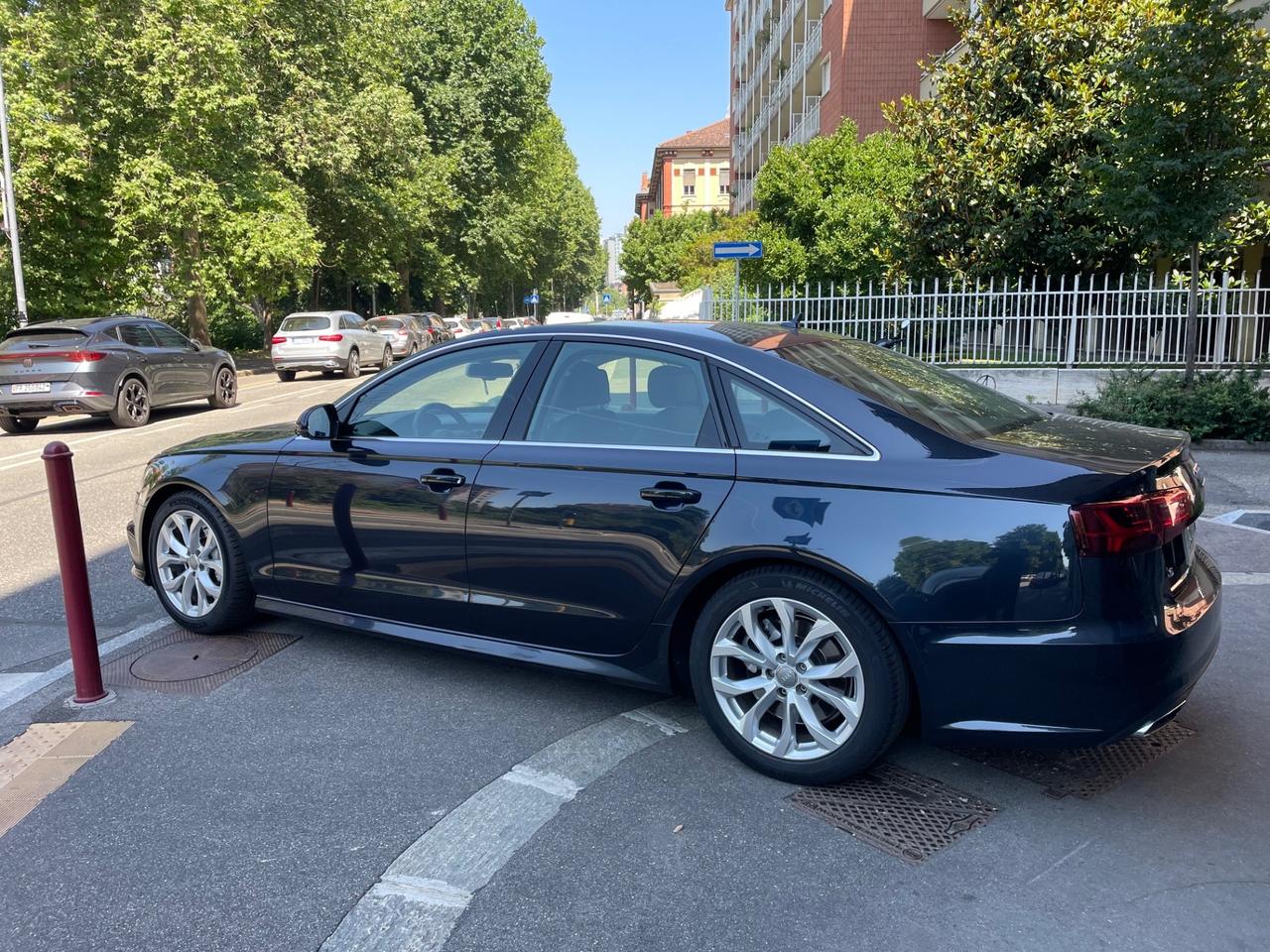 Audi A6 3.0 TDI 272 CV quattro S tronic Business Plus