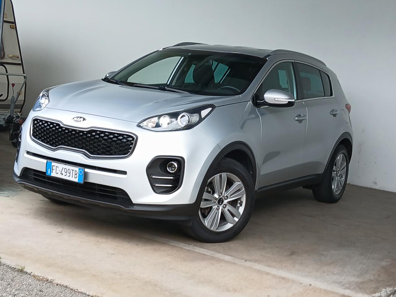 Kia Sportage 119 000 km tagliandi certificati
