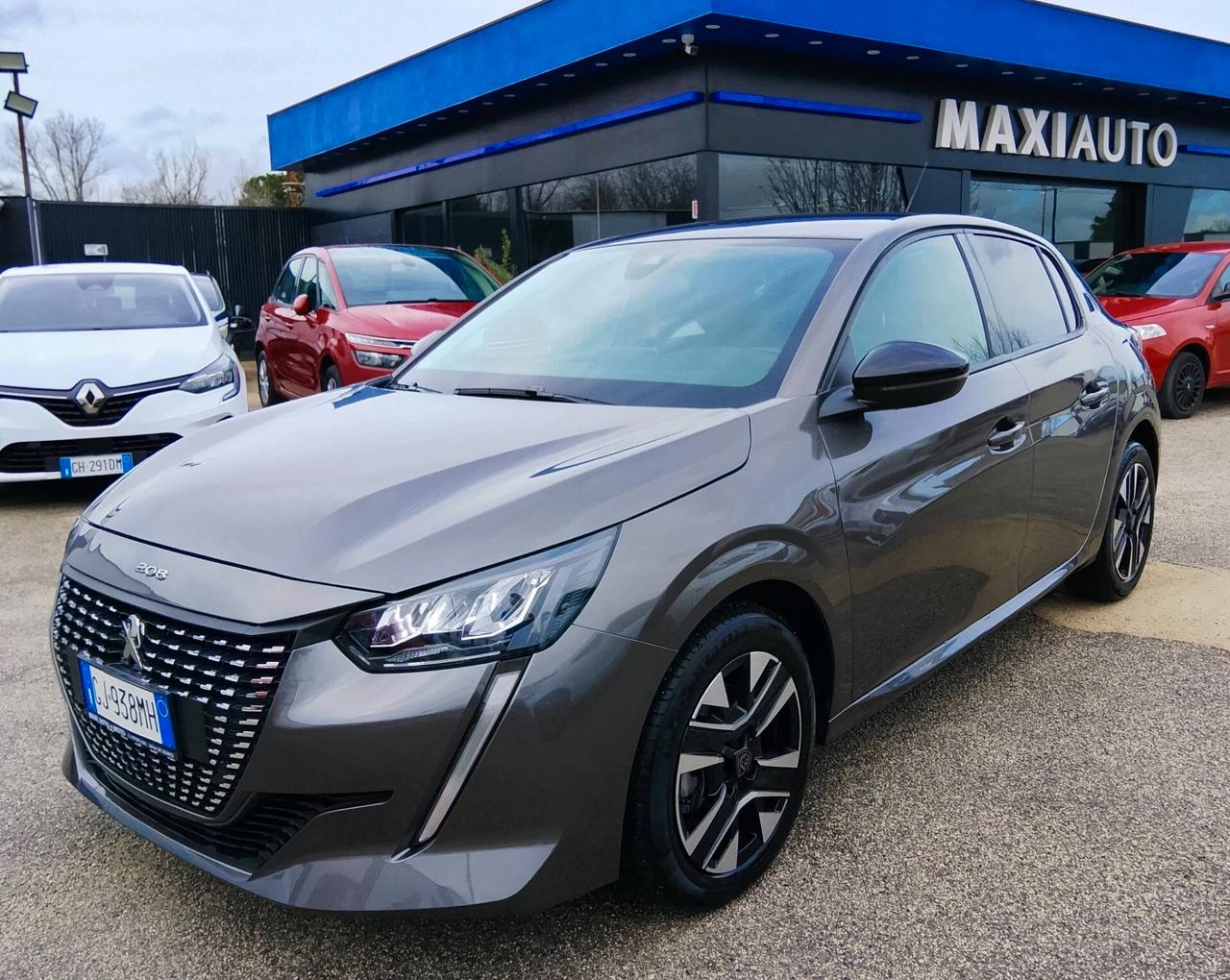 Peugeot 208 100CV GT 15K KM!