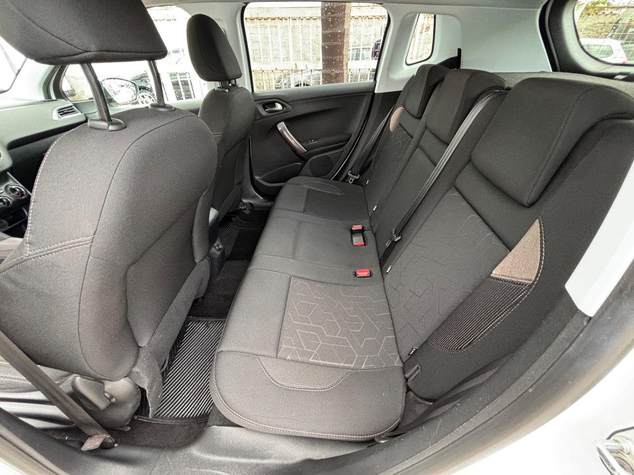 PEUGEOT 2008 HDI 100CV 2016 PERFETTA
