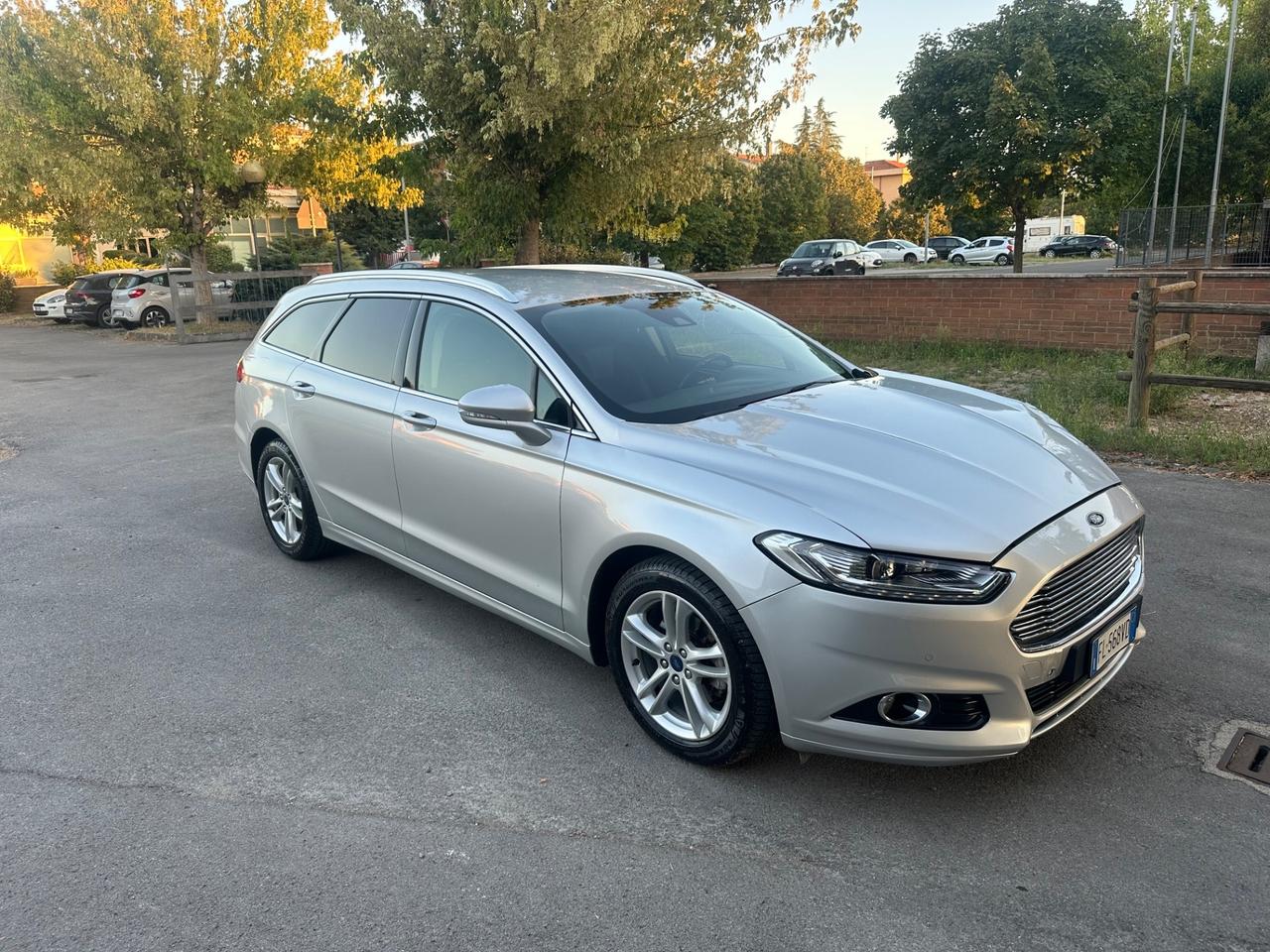 Ford Mondeo 2.0 TDCi sw sinistrata