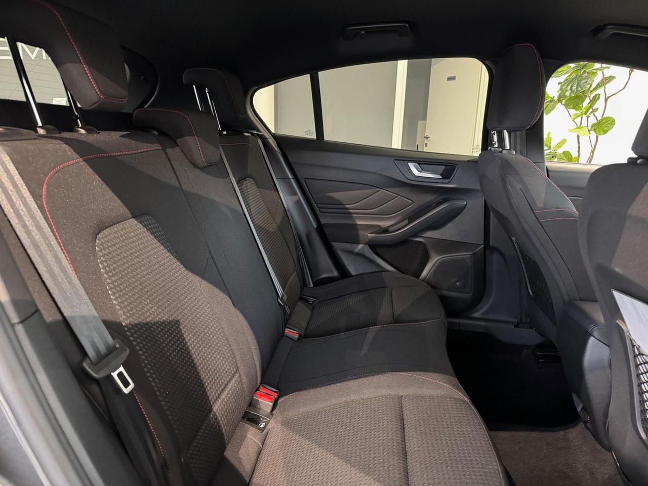 FORD Focus 1.0 125 CV Hybrid ST-Line GOMME M+S