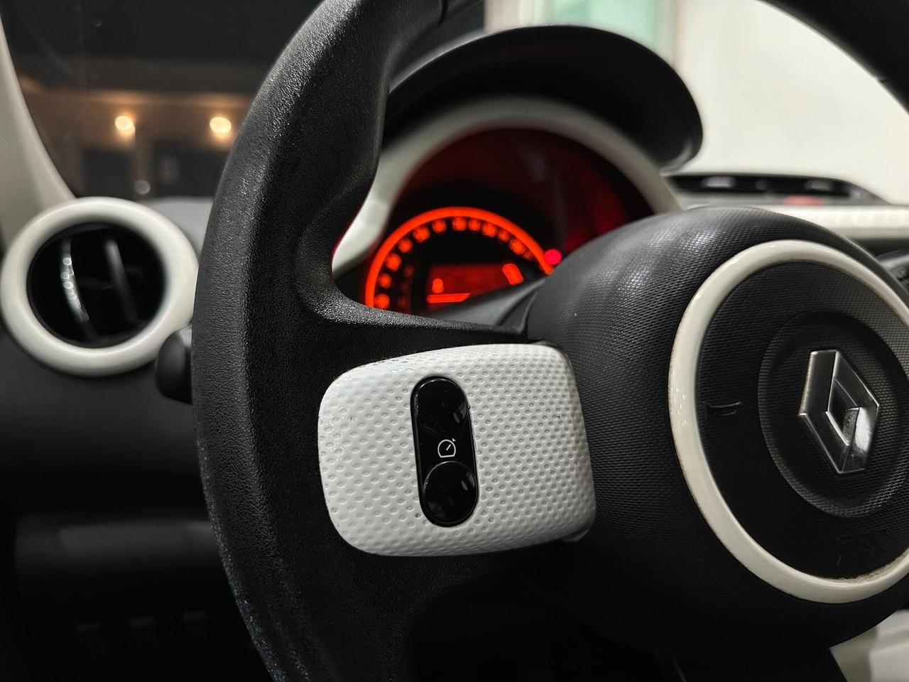 Renault Twingo 1.0 SCe Live