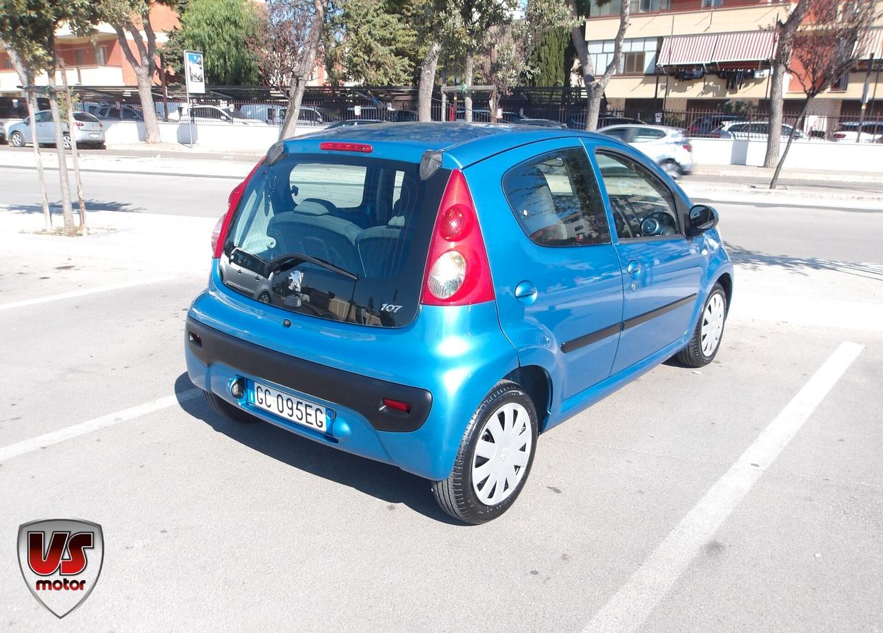 PEUGEOT 107 1.0 BENZ-2006