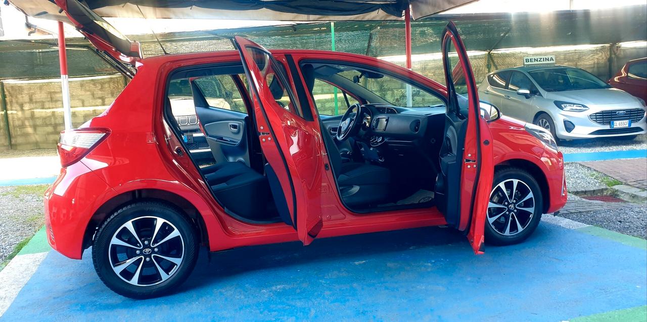 TOYOTA YARIS 1.0 BENZINA 2020 E/6 OK NEOPATENTATI