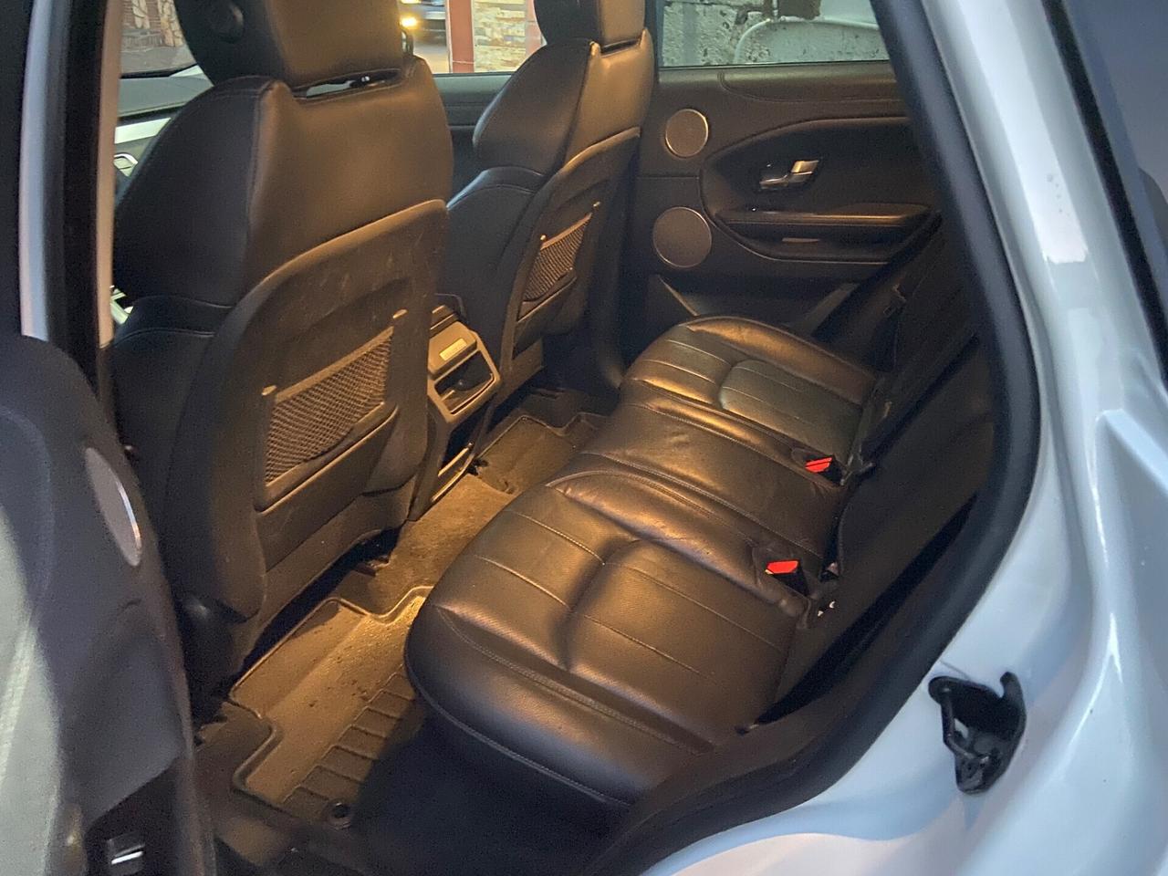 Land Rover Range Evoque 2.0 TD4 150 CV 5p. Pure