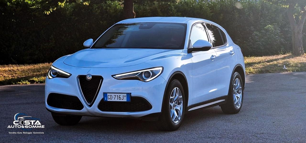 Alfa Romeo Stelvio 2.2 Turbodiesel 160 CV AT8 RWD