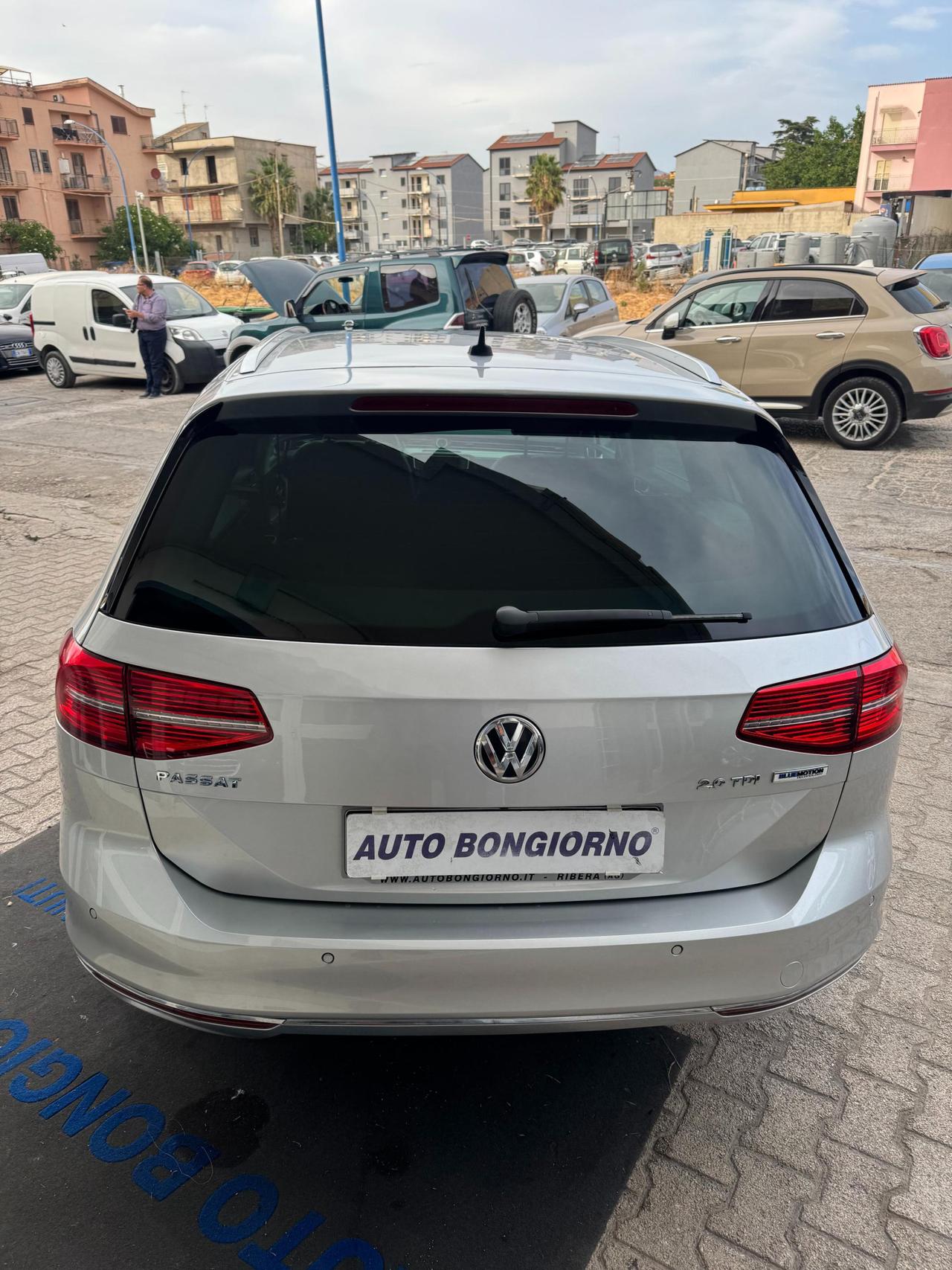 VOLKSWAGEN PASSAT Variant 2.0 tdi Highline 150cv dsg