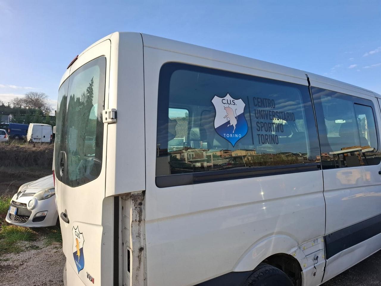 VW CRAFTER 2.0 SINISTRATO 9 POSTI MARCIANTE