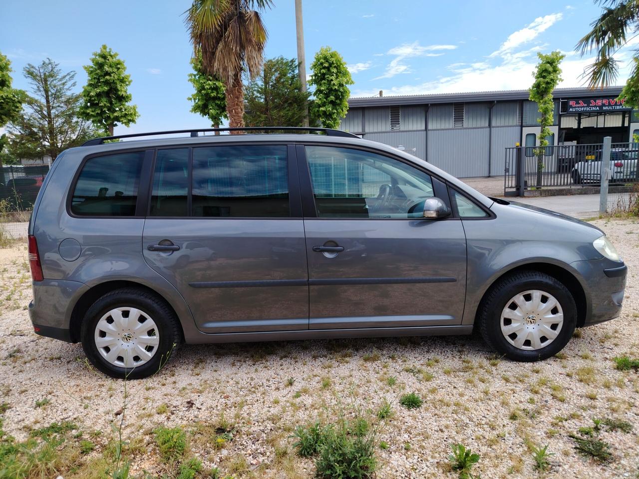Volkswagen Touran 2.0 Trendline Ecofuel