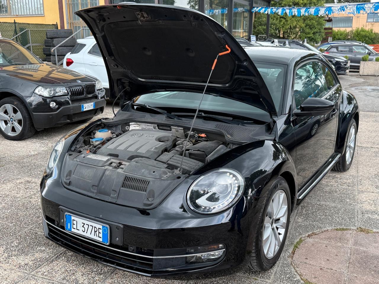 "UNA CHICC " Volkswagen Maggiolino 1.6 TDI