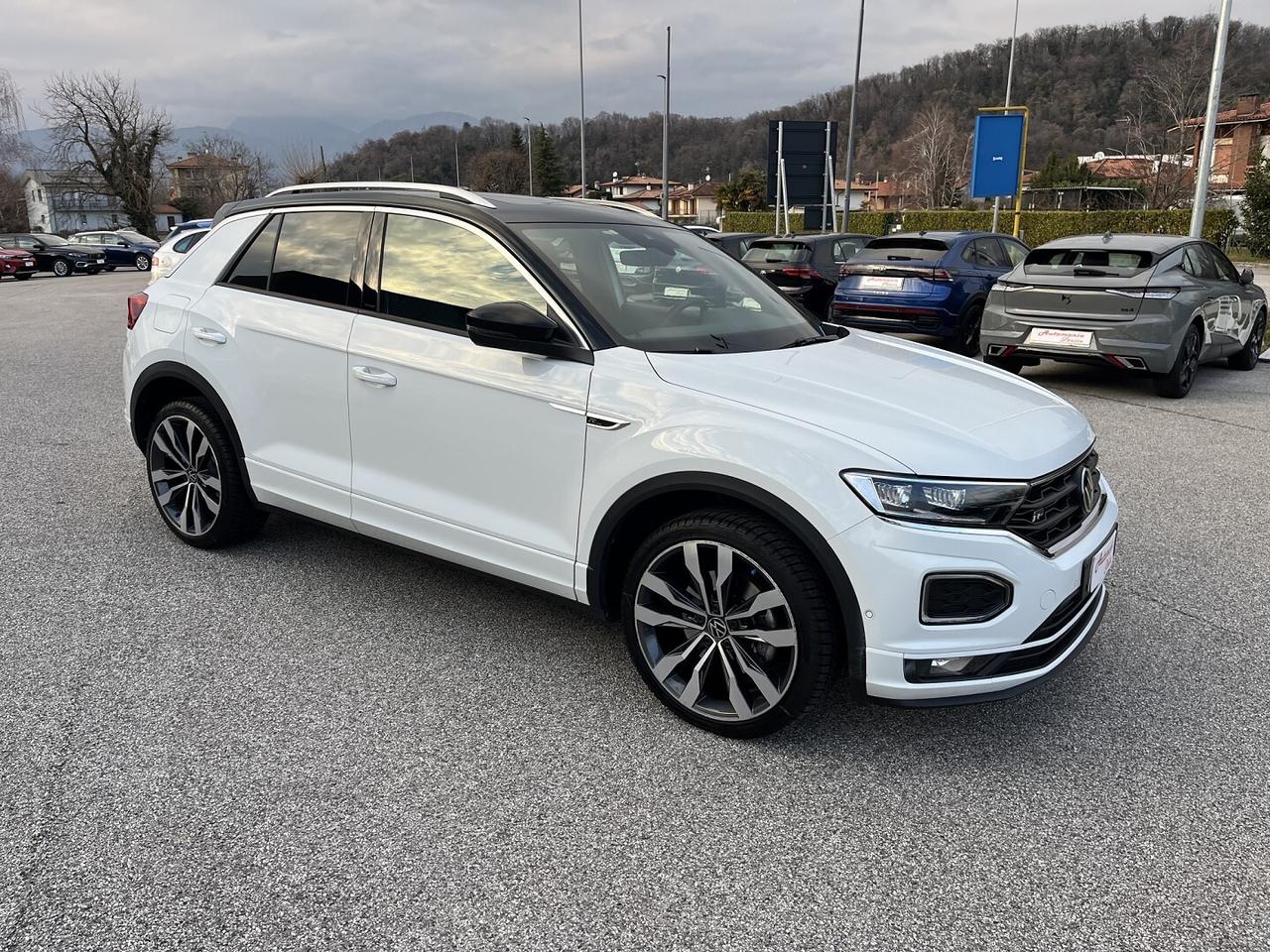 VW T.ROC 1500 TSI 150 CV DSG R.LINE