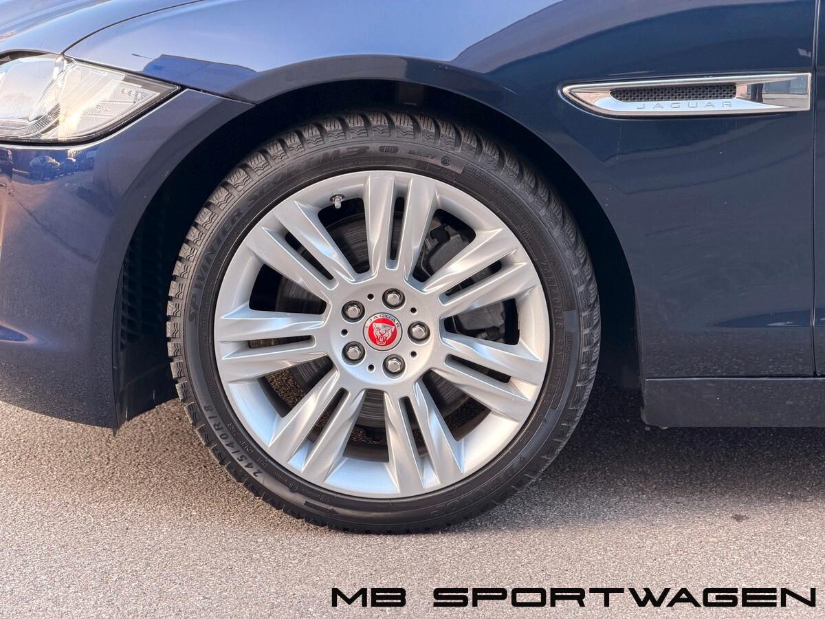 Jaguar XF Sportbrake 2.0 D 180 CV AWD Prestige - PERMUTE