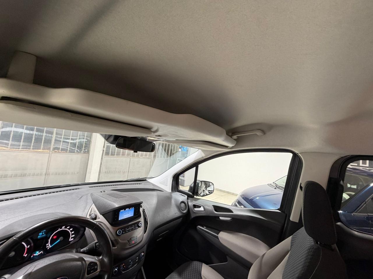 Ford Tourneo Courier 1.5 TDCI 75 CV Sport 5 Posti