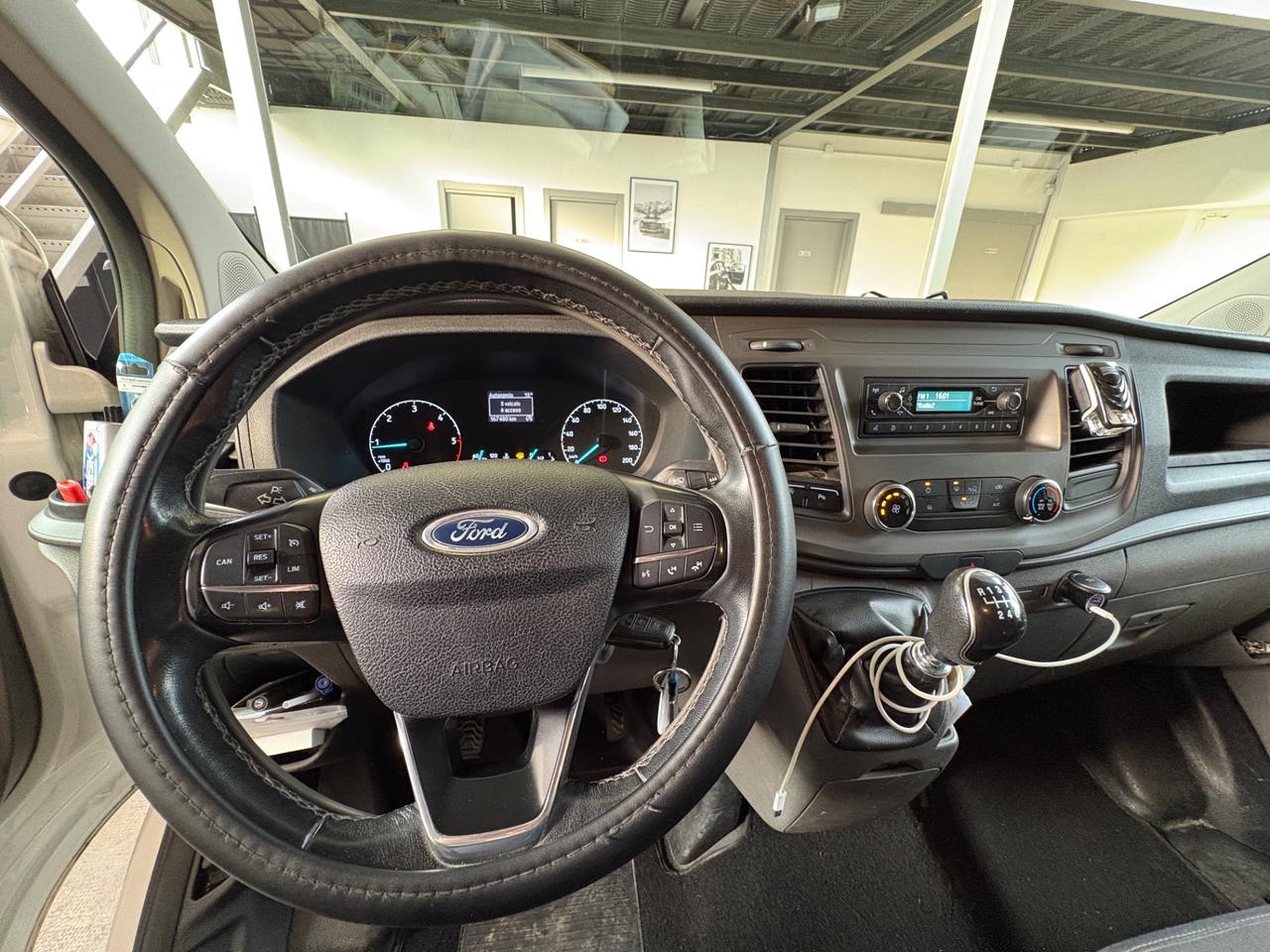 Ford transit custom passo lungo