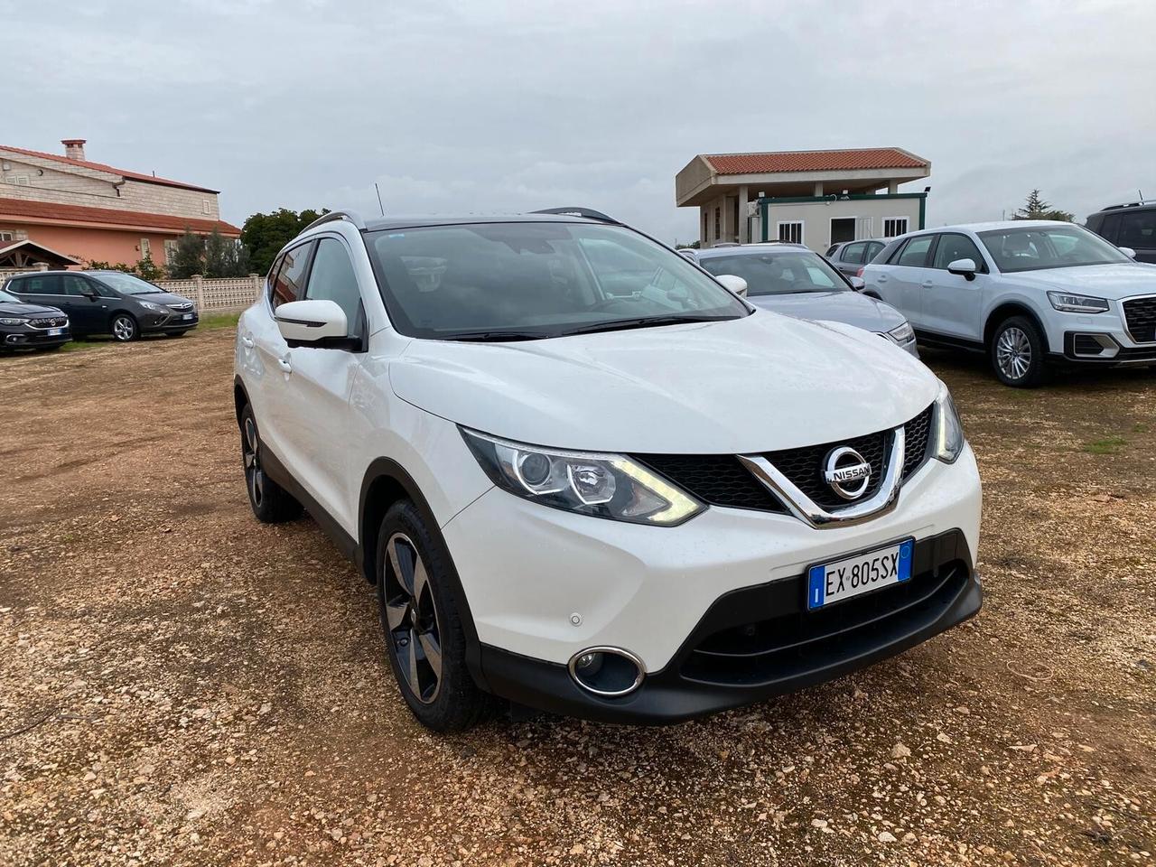 Nissan Qashqai 1.5 dCi Tekna| 2014