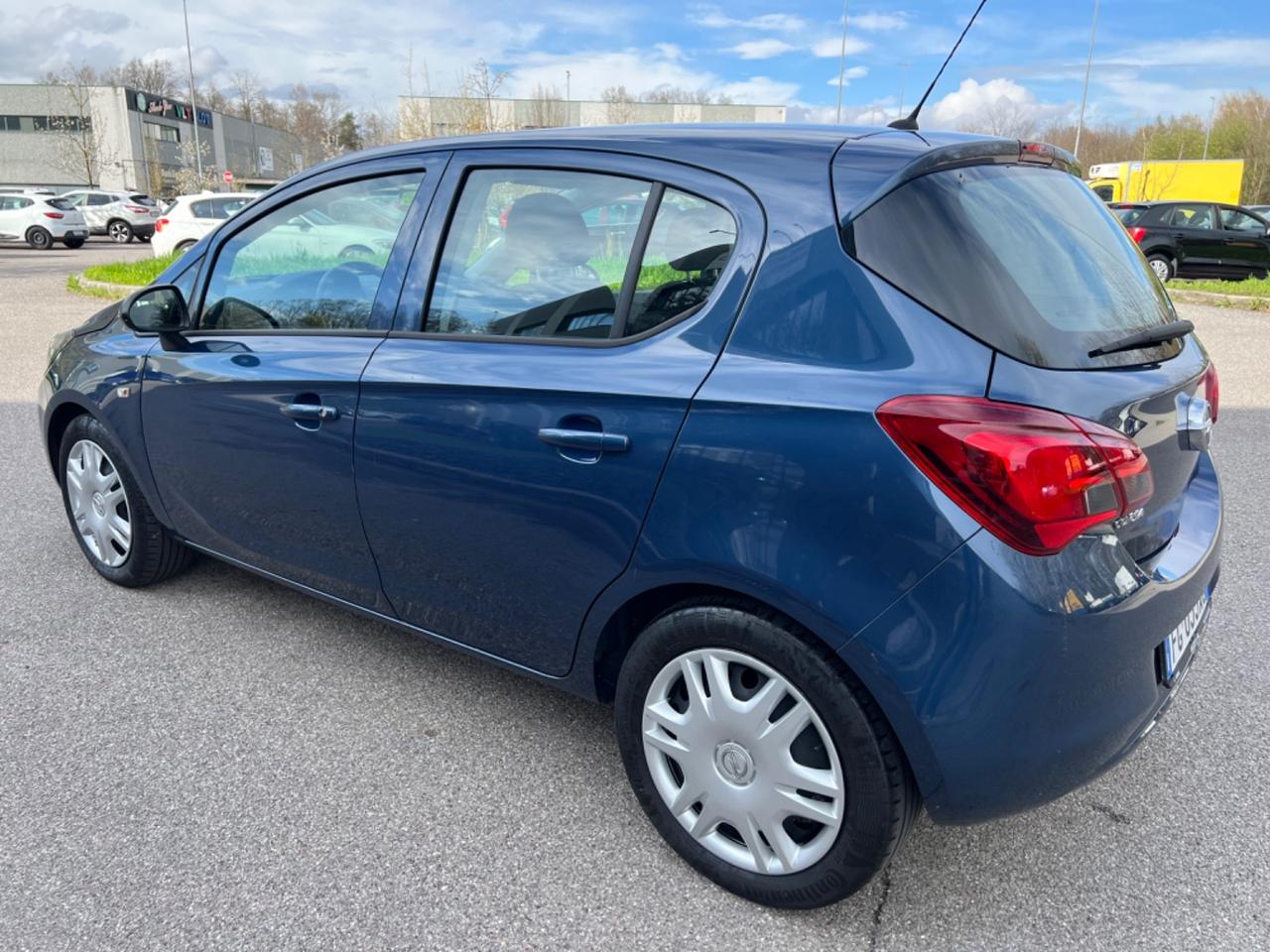 Opel Corsa 1.2 5 porte*56000KM*NEOPATENTATI