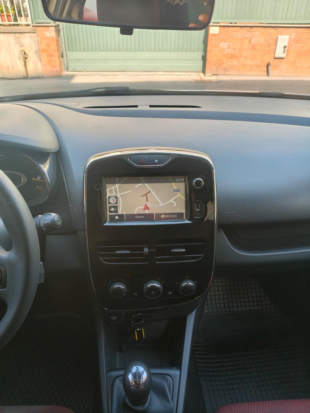 Renault Clio 1.5 DCI 75CV FULL OPTIONAL 2015