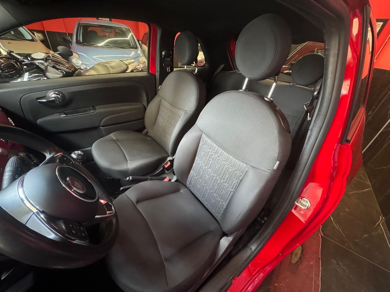 Fiat 500 1.0 Hybrid Red