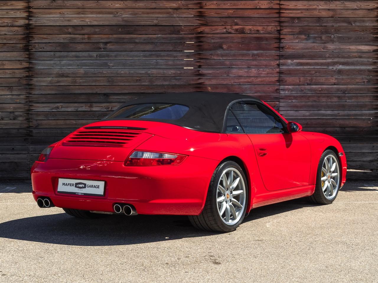 Porsche 911 Carrera 4S Cabriolet