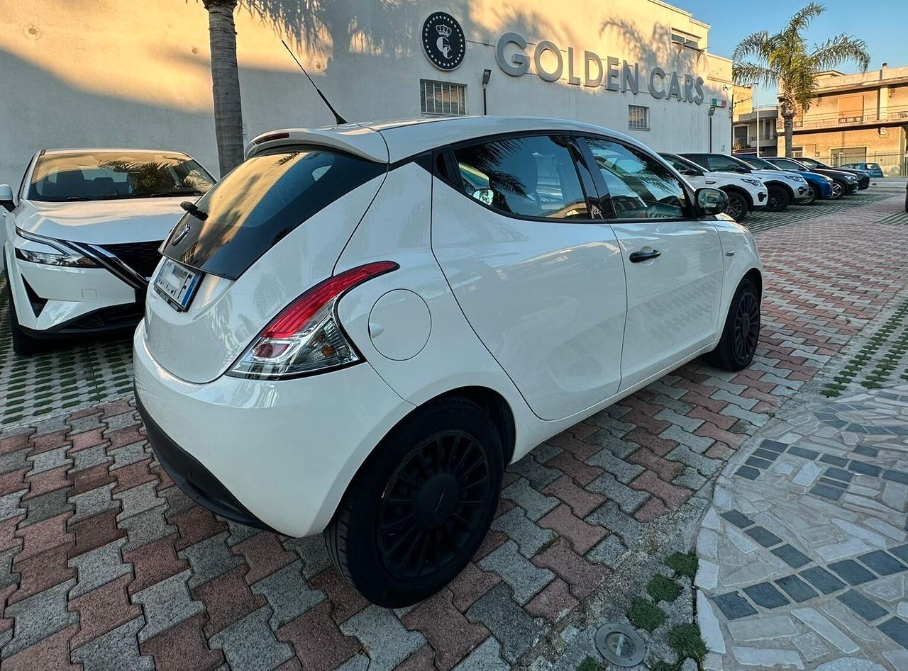 Lancia Ypsilon 1.2 GPL 69CV Elefantino Blu S&S Uff Italy USB