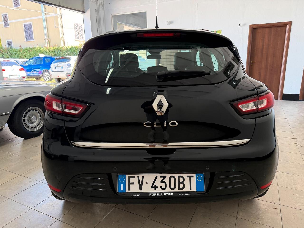 Renault Clio dCi 8V 90 CV 5 porte Moschino OK NEOPATENTATI