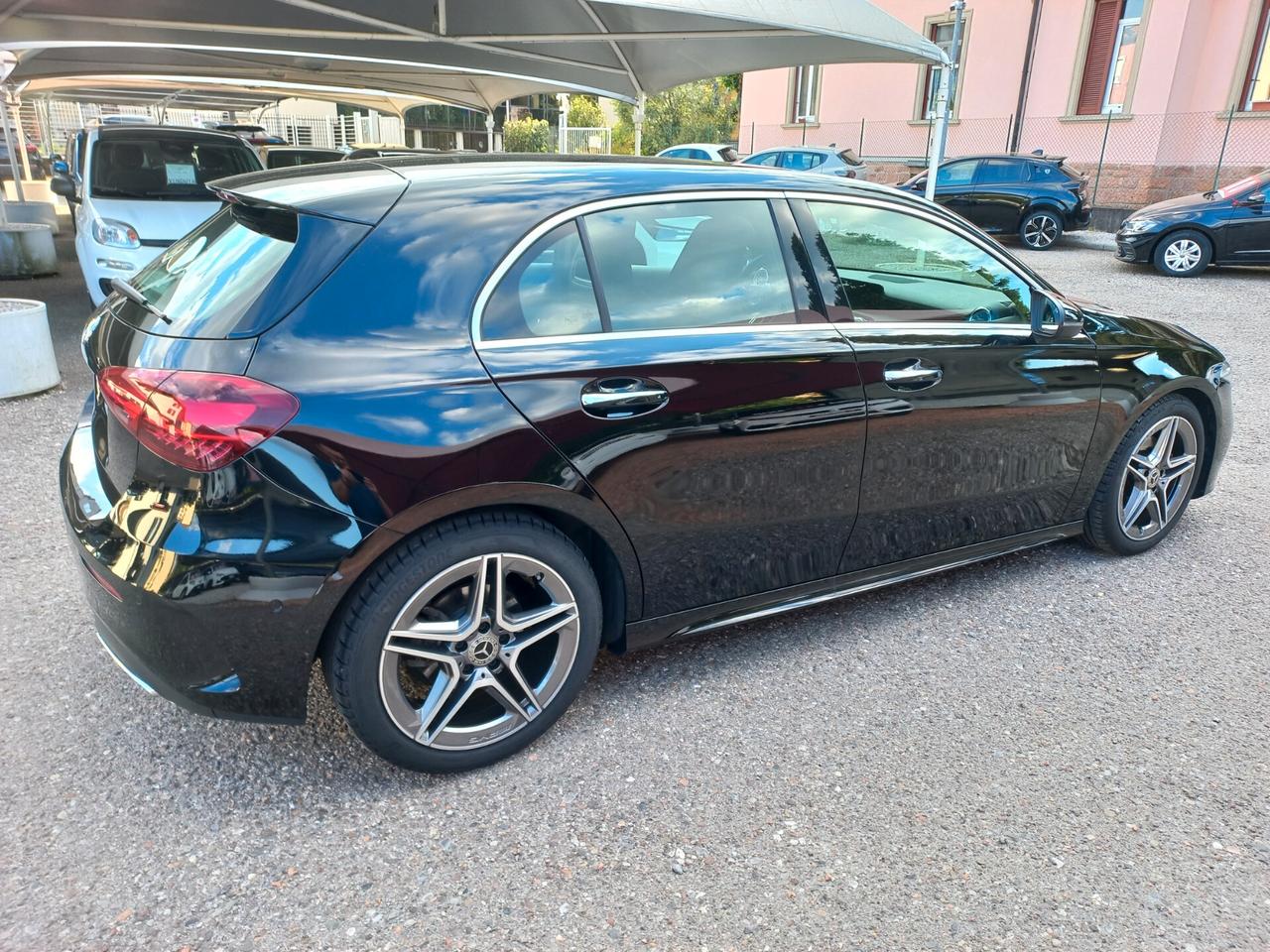 Mercedes-benz A 180 Automatic AMG Line Advanced Plus