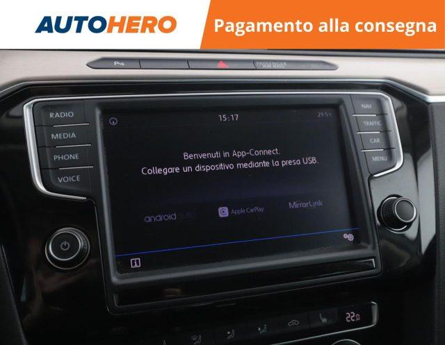 VOLKSWAGEN Passat Variant 2.0 TDI DSG Executive BlueMotion Tech.