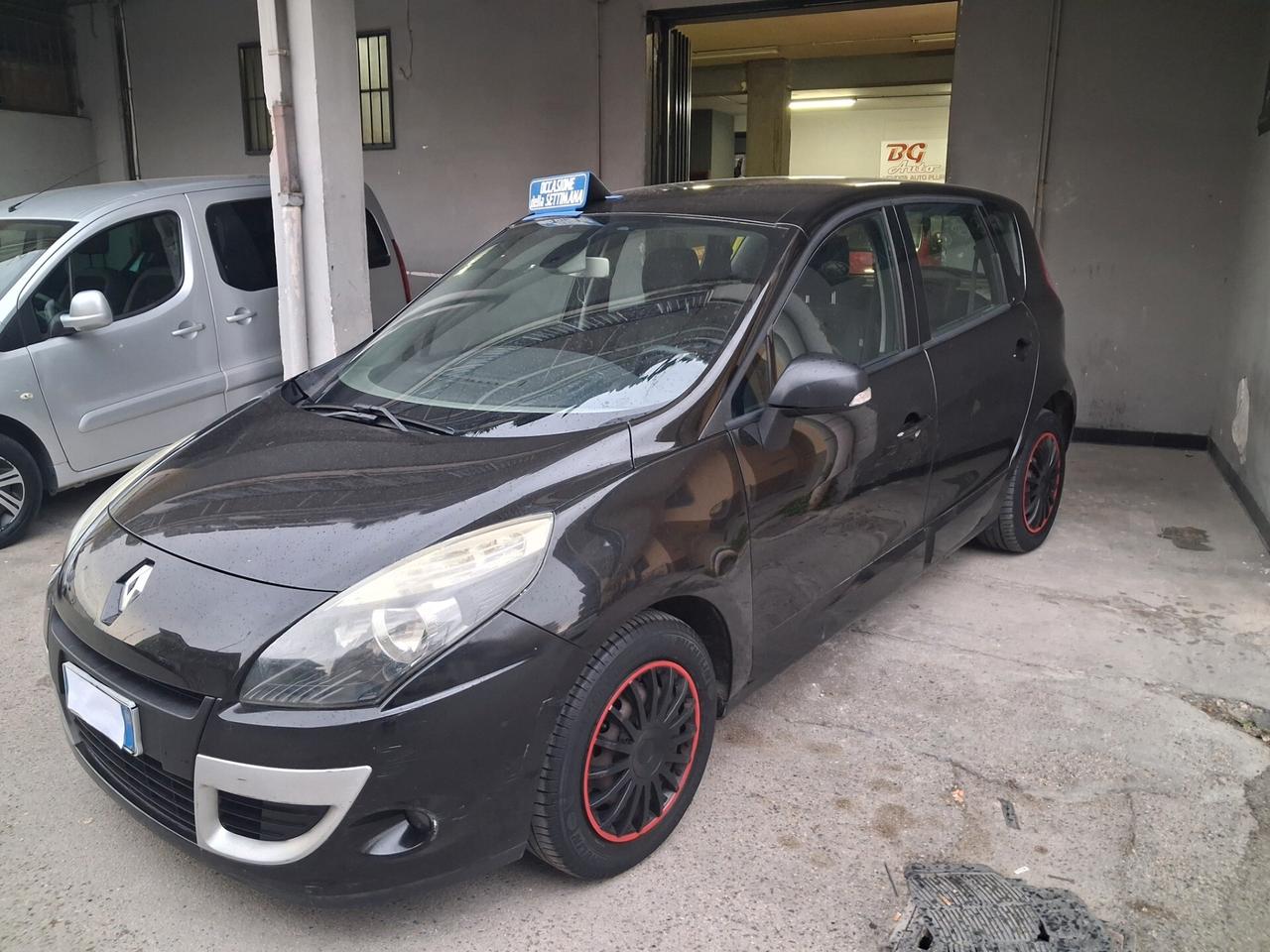 Renault Scenic X Mod 1.5 dci 2009