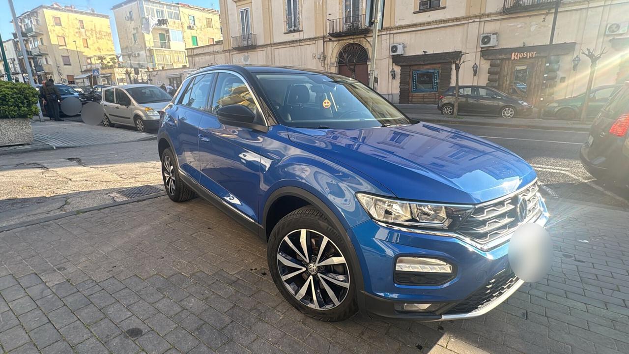 Volkswagen T-Roc 1.0 TSI 115 CV Style BENZINA 2018 USATO